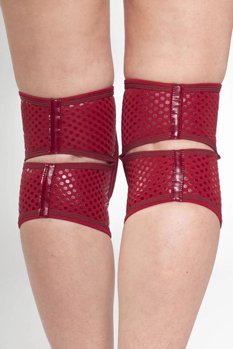 Queen Wear Grippy Kneepads - Cherry - Image 2