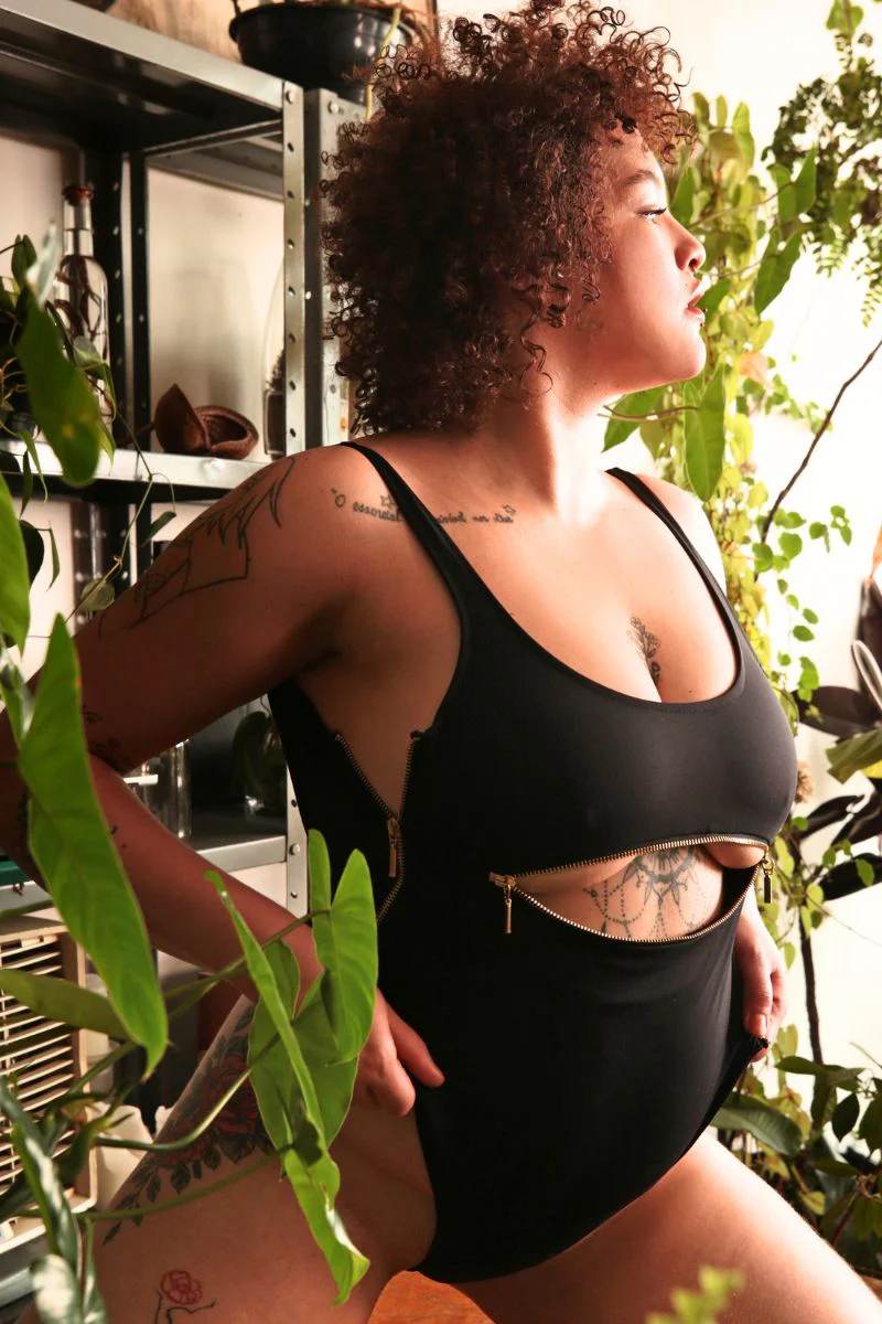 Rolling Peek Bodysuit - Black - Image 5