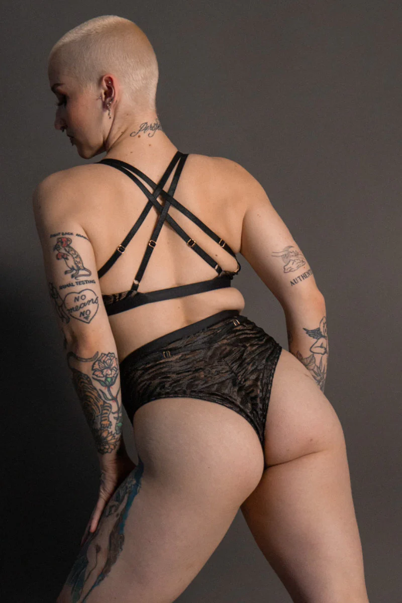 Tatiana Active Zanda Top - Black - Image 2
